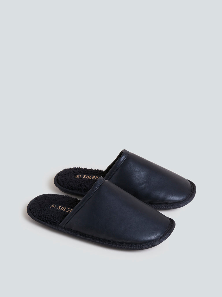 SOLEPLAY Black Frayed Design Bedroom Slippers